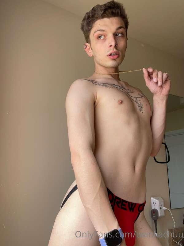 What’s up?😈🥰 I missed y’all!