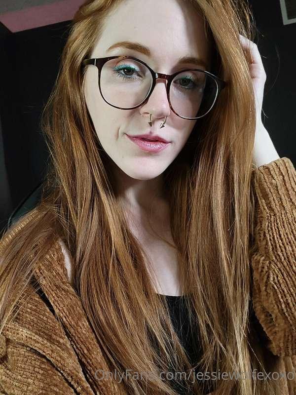 Online at night time!! Come say hi?