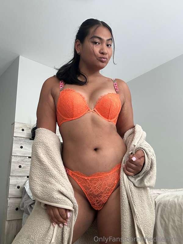 Is it thirsty in here, or is it just me? 🥵