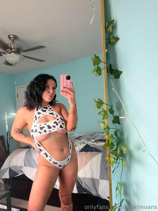 do you like my outfit? 💦