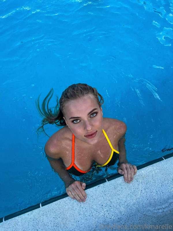 Do you like how I look up at you?😈