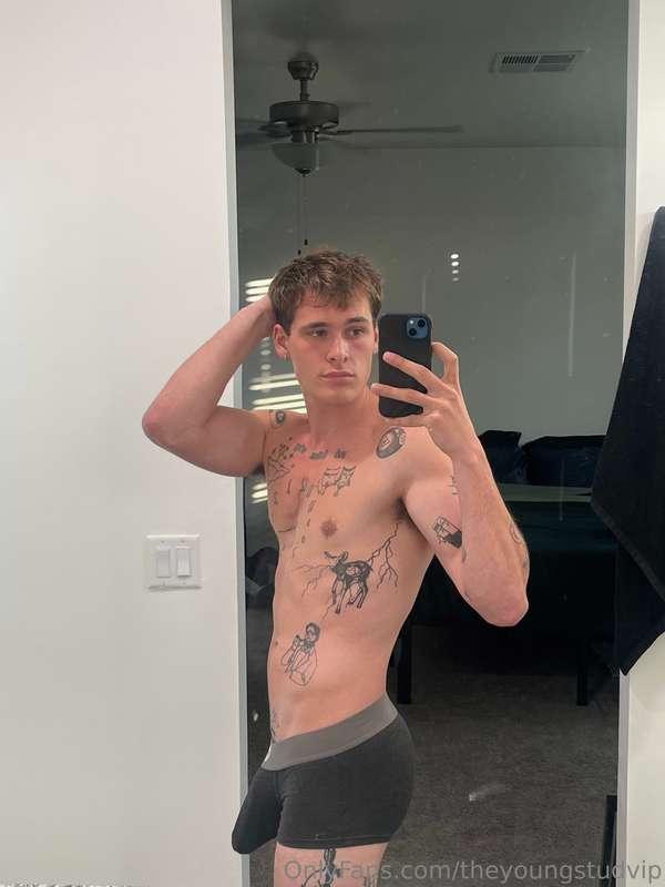 Yooo my man crush is running 65% off to join his page, it’s ..