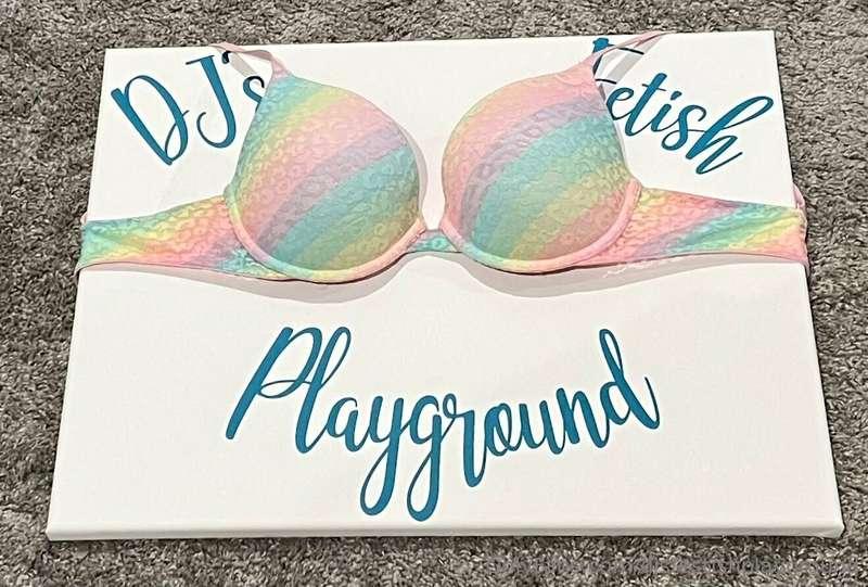 djsfetishplayground image #7