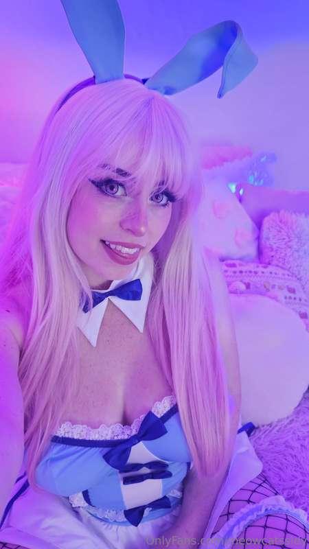 Who needs eggs when I’m the whole treat? 😘🐇