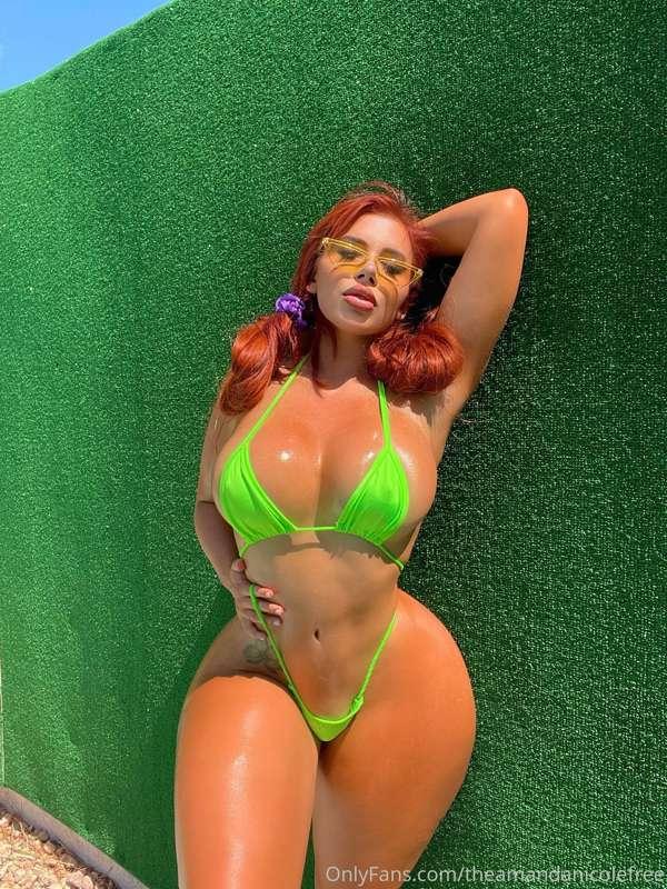 Body shaped like a coke bottle 😉