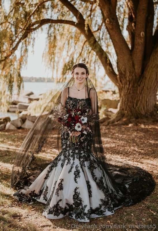 Obligatory wedding post! With how OF works, I can’t share a ..