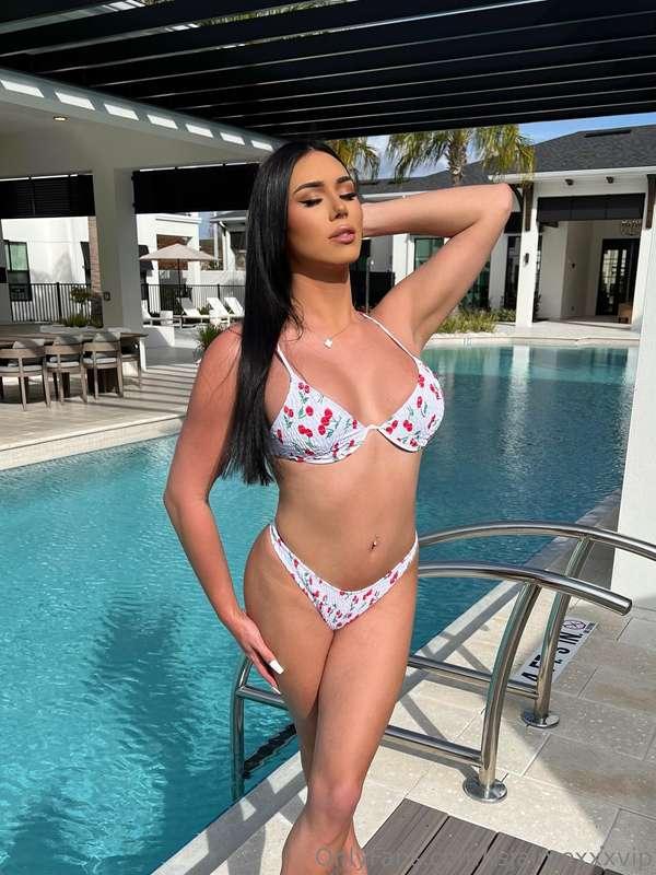 Fun in the sun, care to join!?