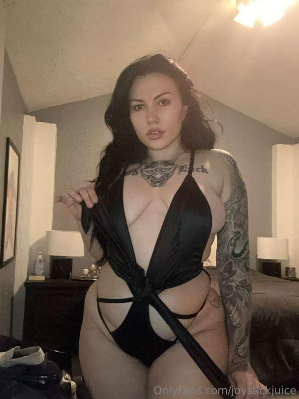 Just got done taking new photos and even a video for you swe..