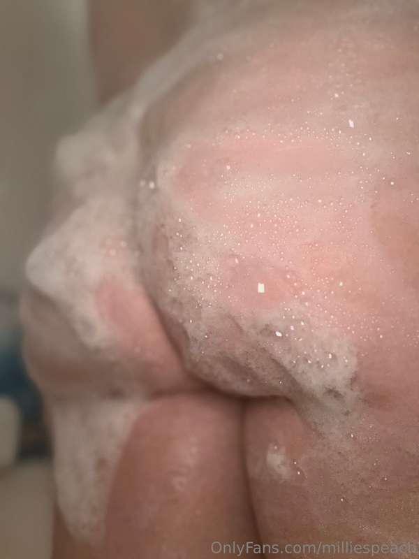 Cheeks ☺️🍑 🧼