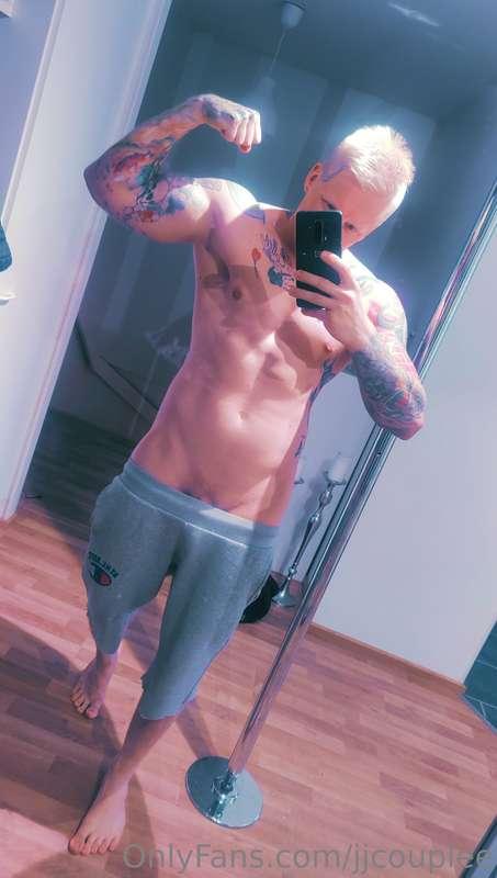 Flexing because I can! 💪🏽