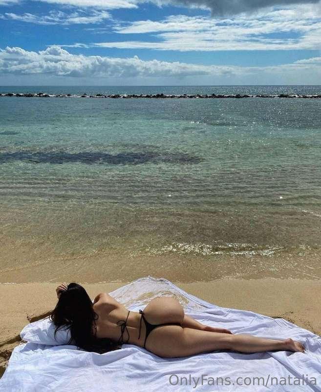 Happy Friday, with a view 🥰