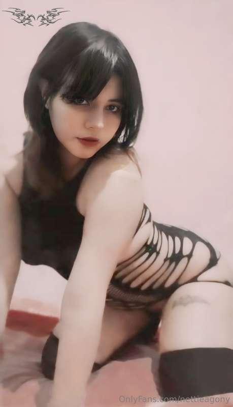 Hoy vídeo en lencería goth🦇🖤💦💦 uwu