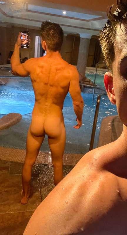 🍑🍑💦💦my ass is ready for the game 🍑💦