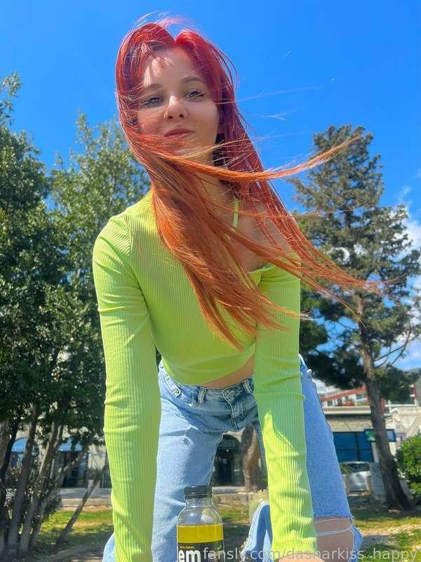 If you take me for a walk, I'll find a way to thank you.😜😍🍓



#student #redhead #sexy #cute #petite #school #college      