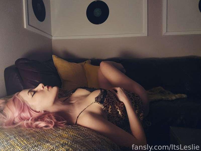 DM