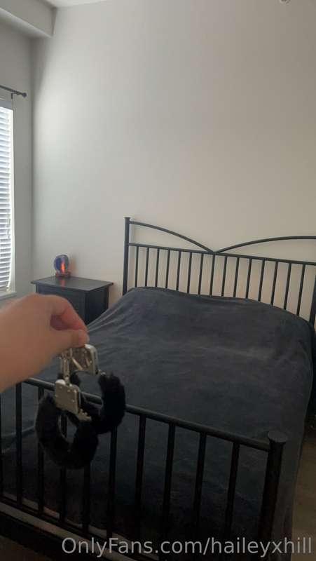 Who is coming over to help break the new bed in? 😈🛌