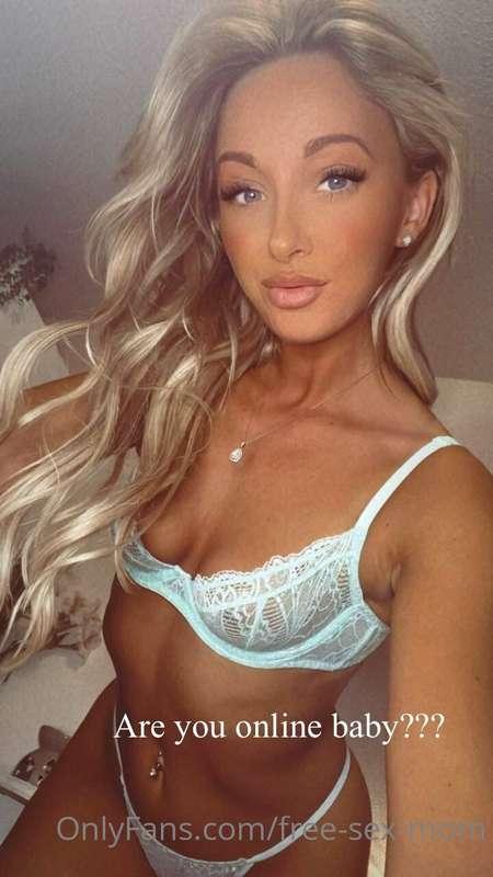 The first to tip $10 gets 1000 dollars worth of content!!