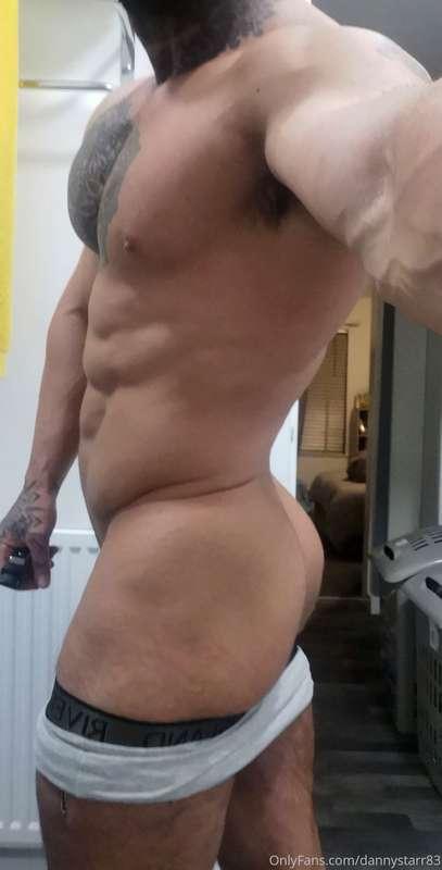 Will some eat me out 🤭😈