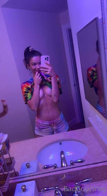 naughty lil hippie