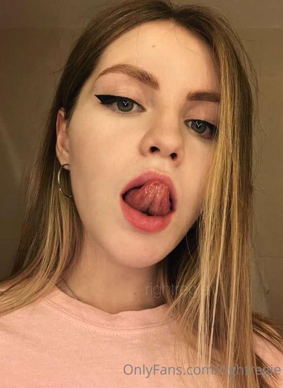 my face when i realise that i didn’t have sex for 4 months🙃