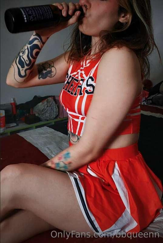 bbqueenn image #0