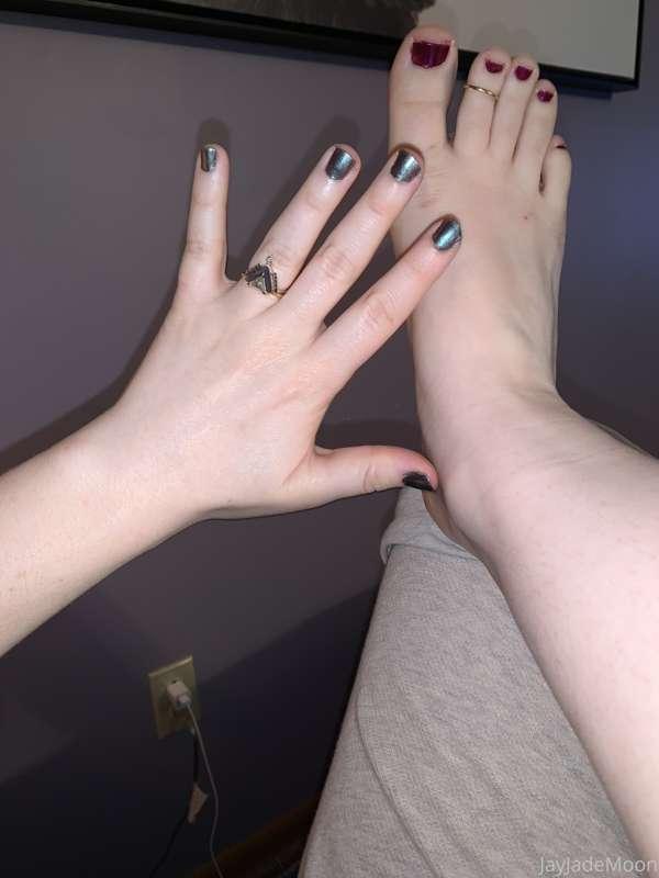 [PICS] Just did an at home mani/pedi for all my hand and fee..