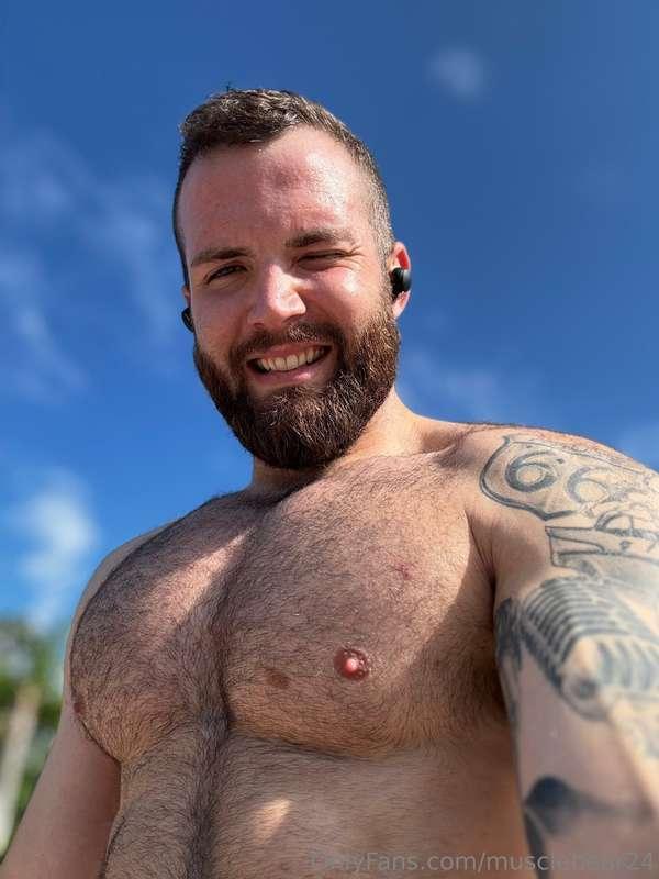 Gotta get that tan! Out of the cave for the summer ❤️🐻🌞