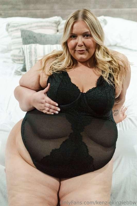kenziekinziebbw image #3