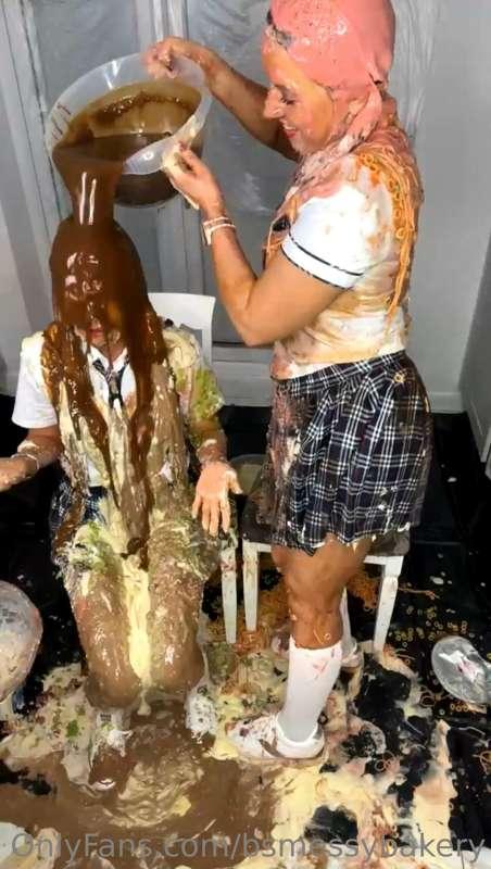 bsmessybakery image #2