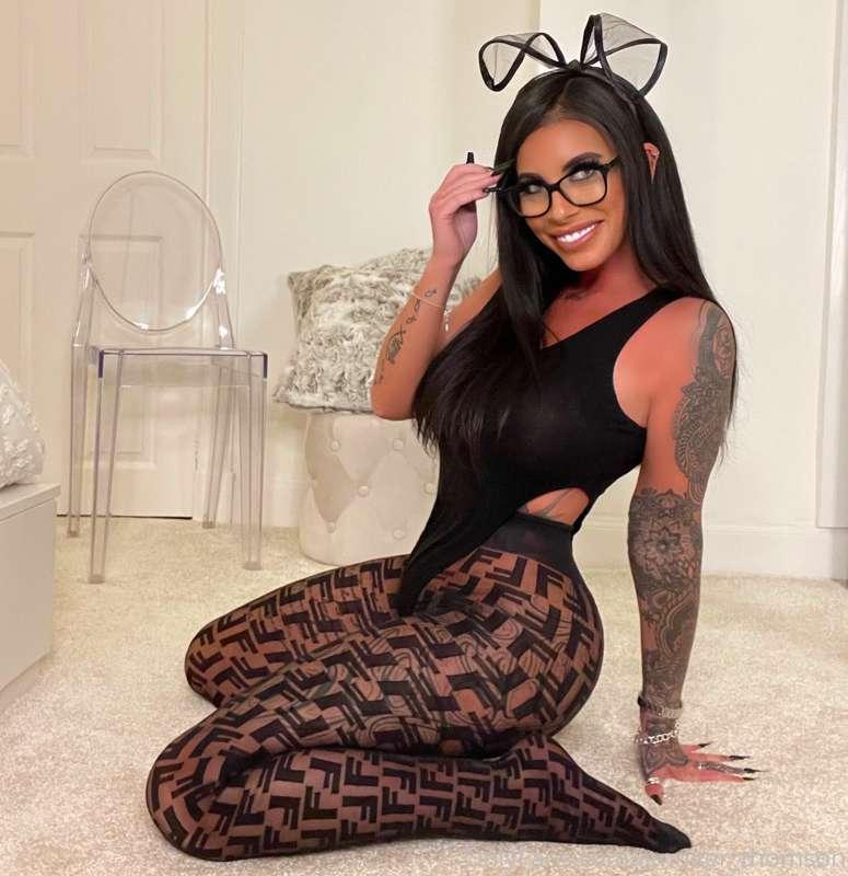 The rest of the x-rated bunny photos will be uploaded to my ..
