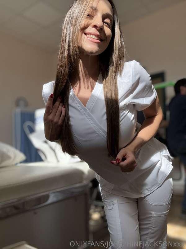 Would you trust me as a doctor ?💊💋