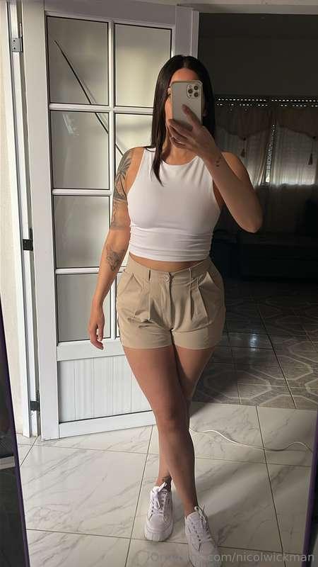 Do you like my outfit?