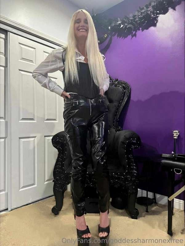 Your obedience is my triumph slave 😁😈