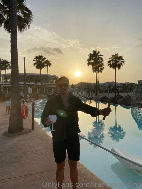 Shall we have a few drinks?