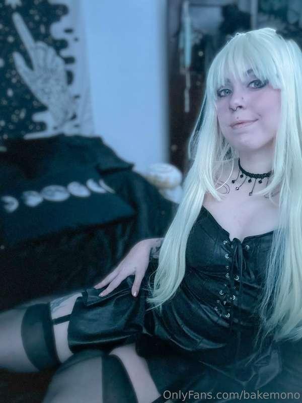 Smaller cosplay set with Misa! I have a video too I’m just n..