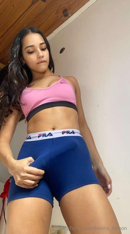 🔞@official.martina😈 Juicy girl with no limits🔞😈 She shoots i..