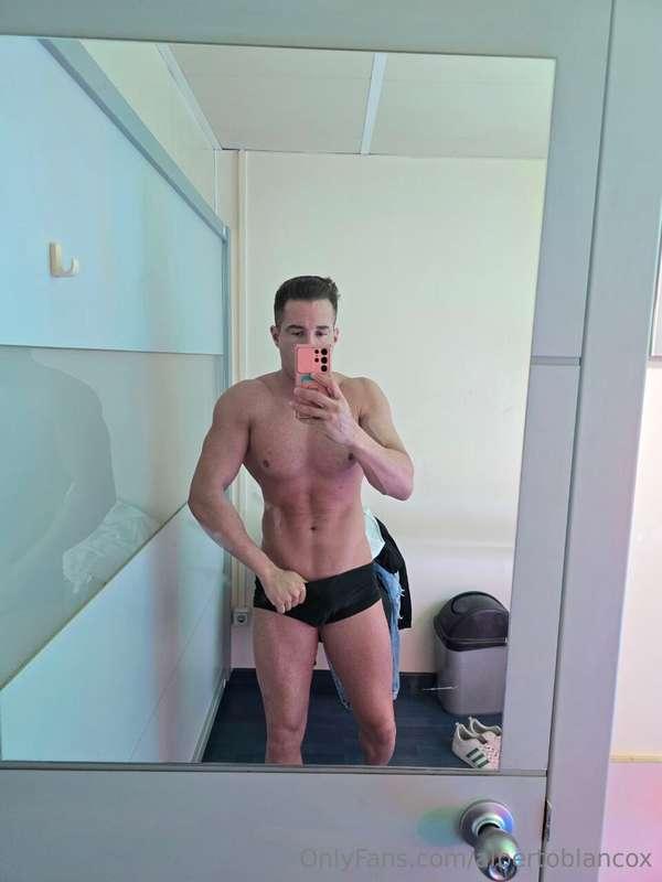 Mis videos en solitario mas calientes 🔥✊🏻🍆💦 POR MENSAJE PRIV..