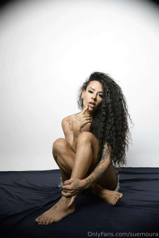 Grateful for what I have and hungry for what I want 💜