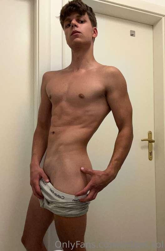 Good evening😏