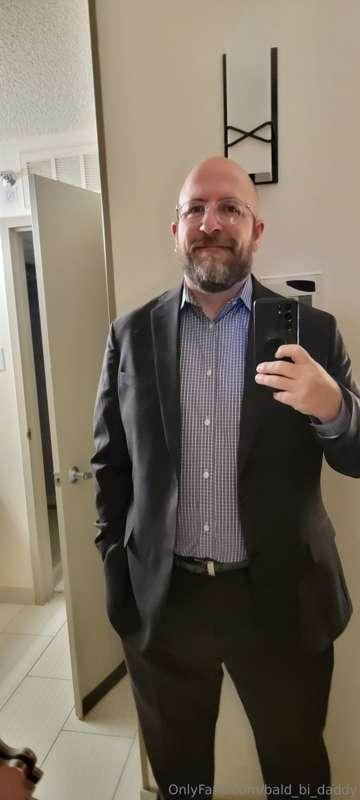 Daddy getting ready for a day job meeting.