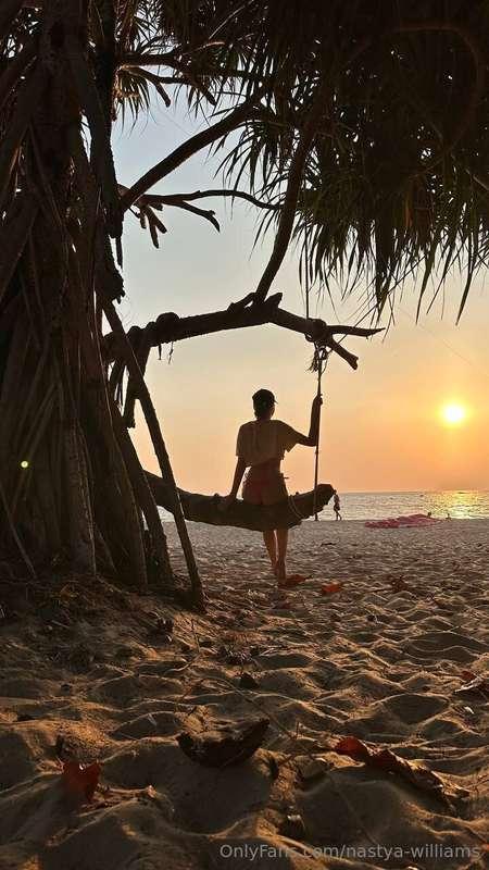 Traveling is moments that stay with me forever ! Every photo..