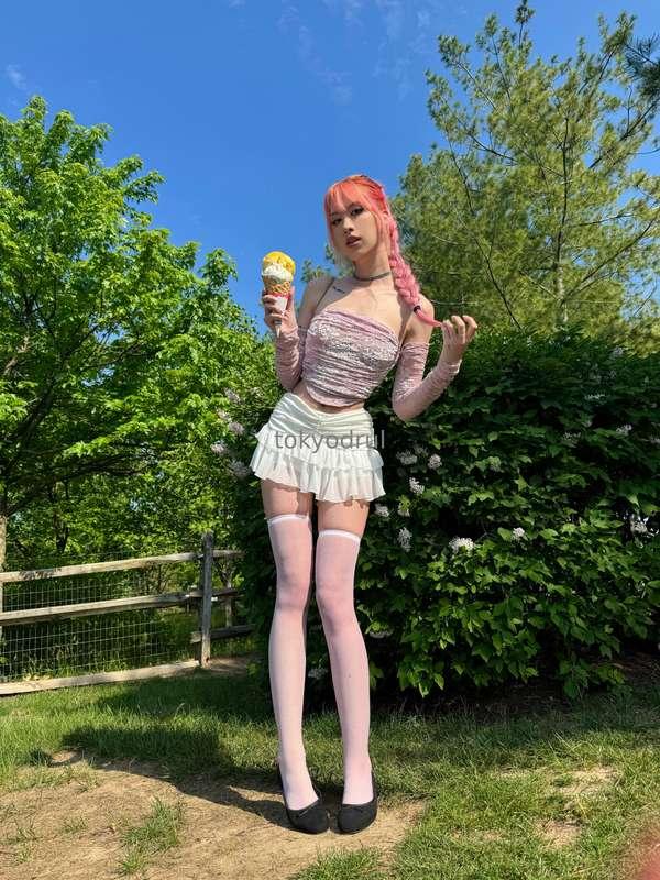 wanna make me melt like this? 🍦 