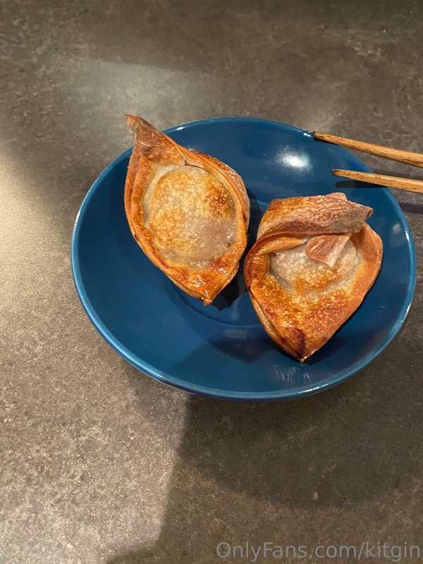 Fried tonight made some deep fried wontons 😇