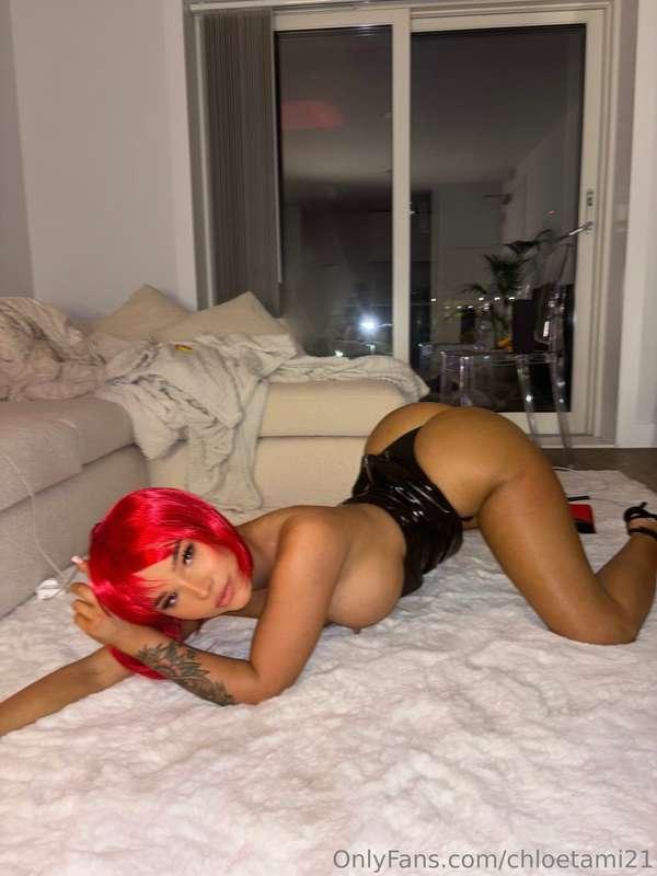 chloetami21 image #1
