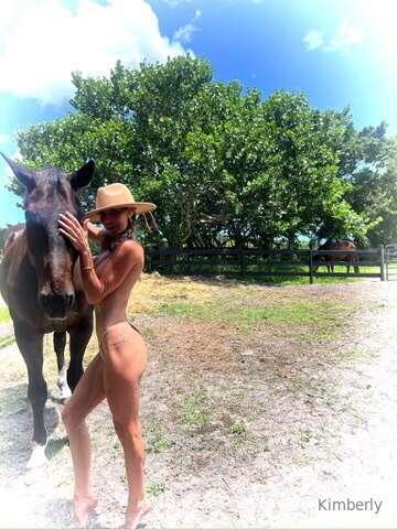 She galloped into my heart—it was love. 💕