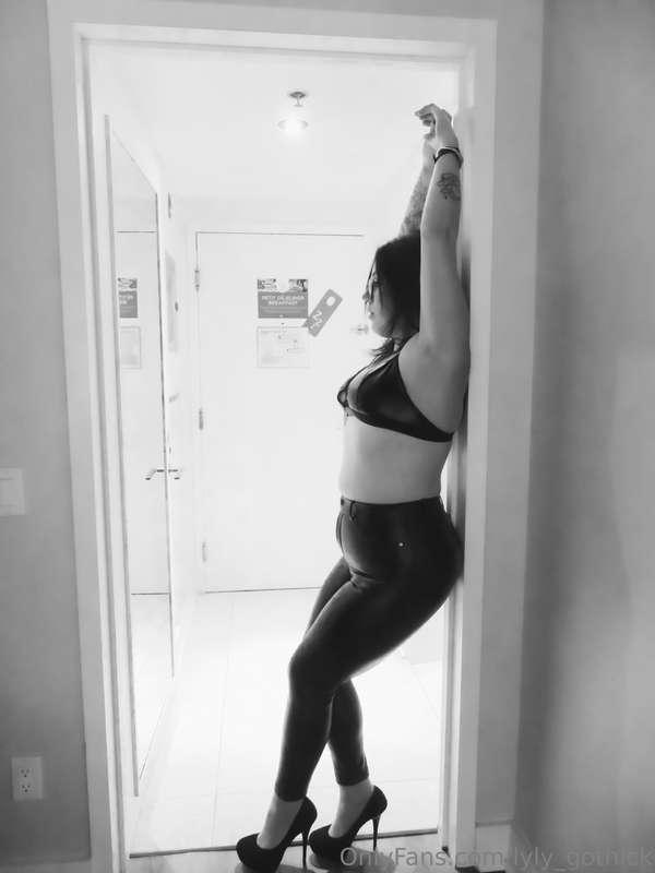 lyly_gothick image #0