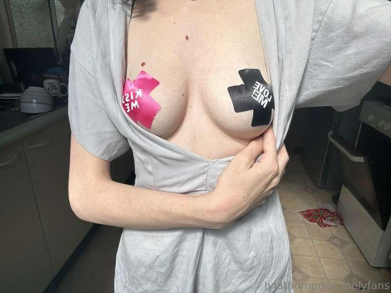 in the kitchen with flashing off my new nipple covers 🙈 you ..