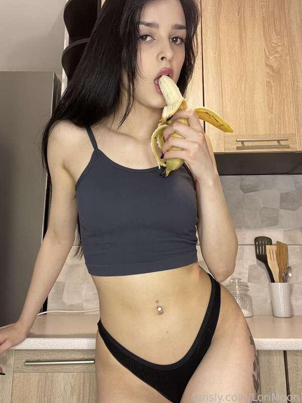 lorimoon image #0