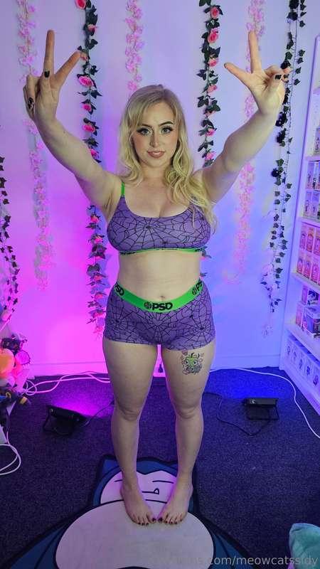 ✌️