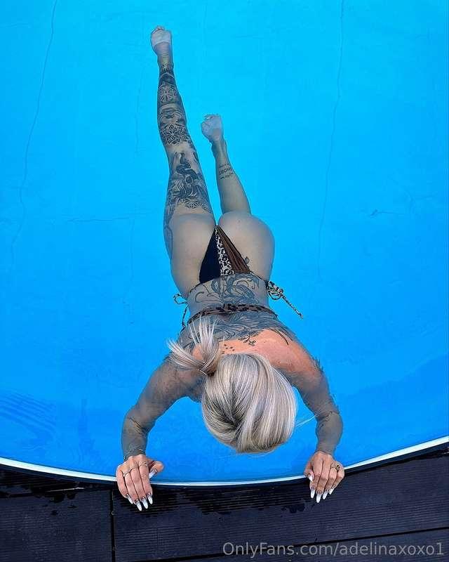 Summer time🌞🌞
https://onlyfans.com/adelinexxx